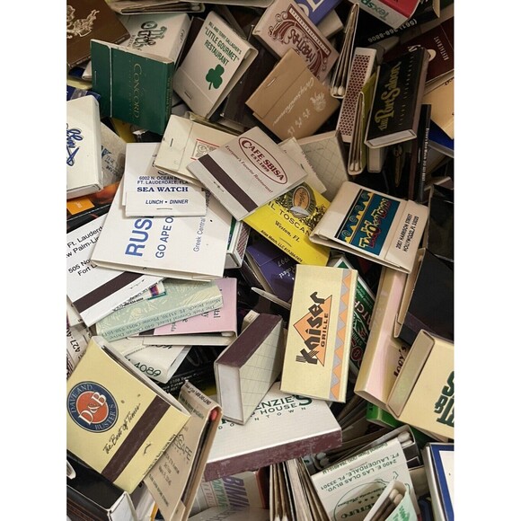 Vintage Assorted Lot of 40 Matches Match Books 80s 90s USA America - Picture 1 of 4